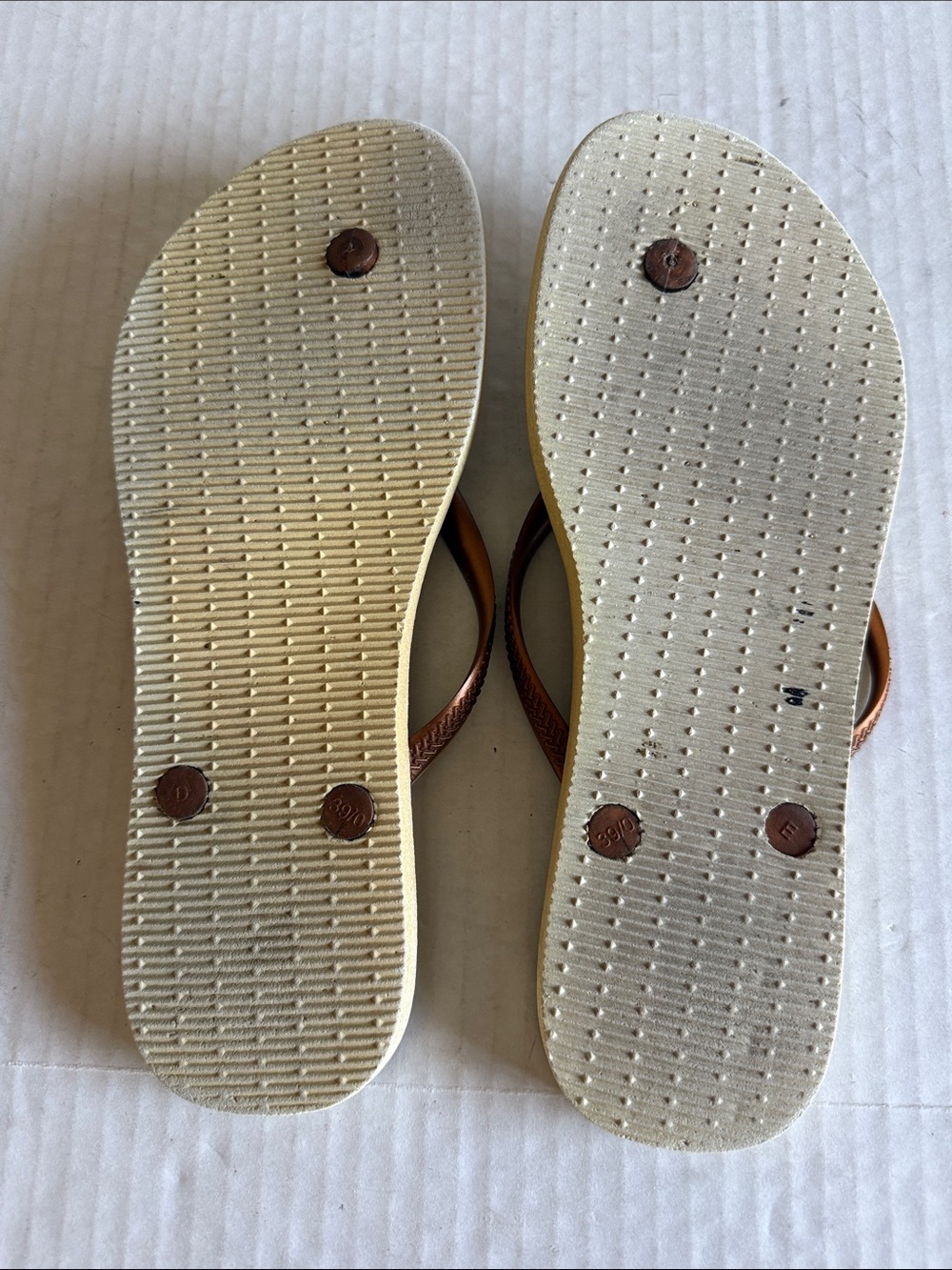 Havaianas Floral Flip Flop Sandals - Picture 4 of 5